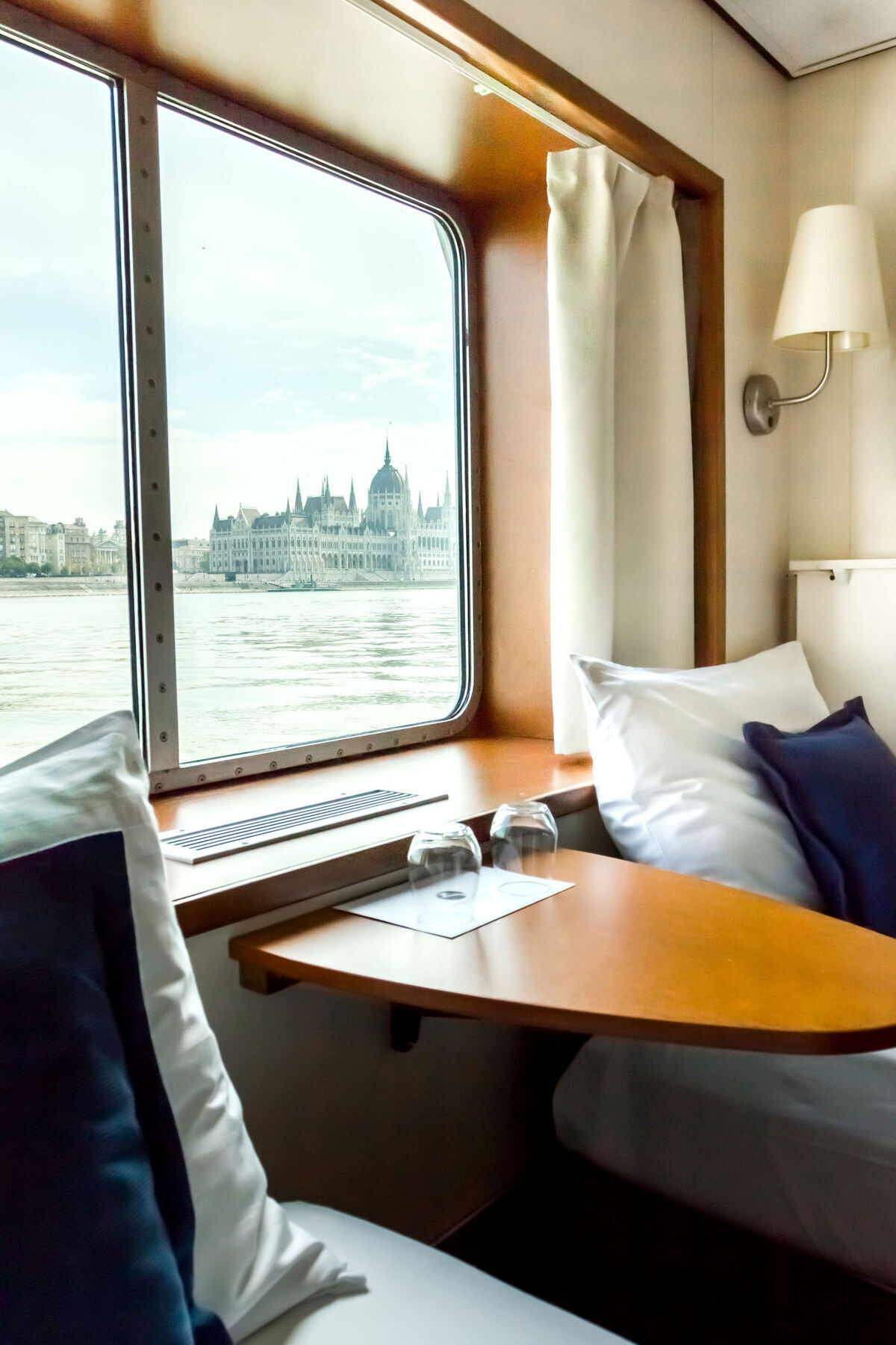 Hotel Onriver - Ms Maribelle 4*
